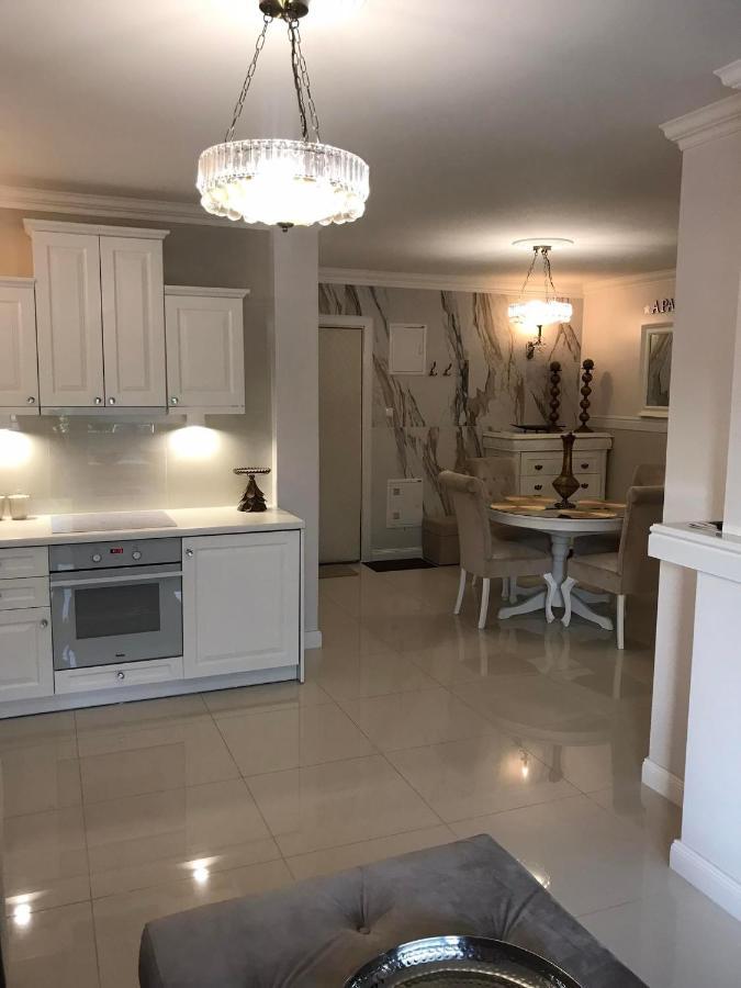 Parys Gold Apartment
