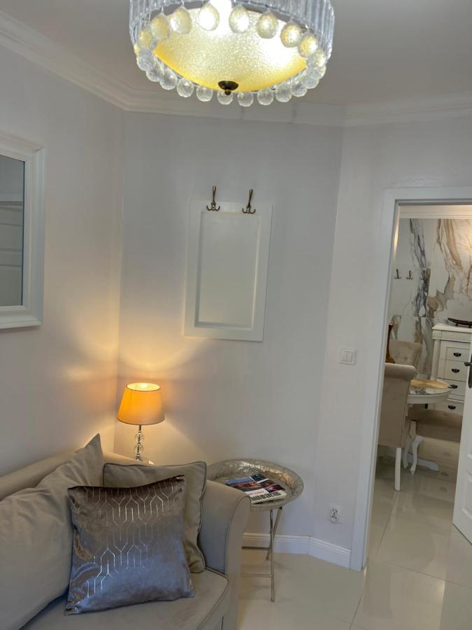Apartment Parys Gold Malbork